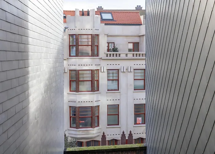 Lecomte - Gavina The Shoreline *